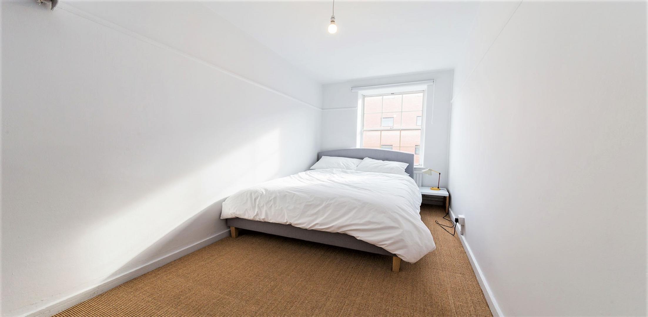 Modern  Sharers Apartment Portnall Road , Queens Park